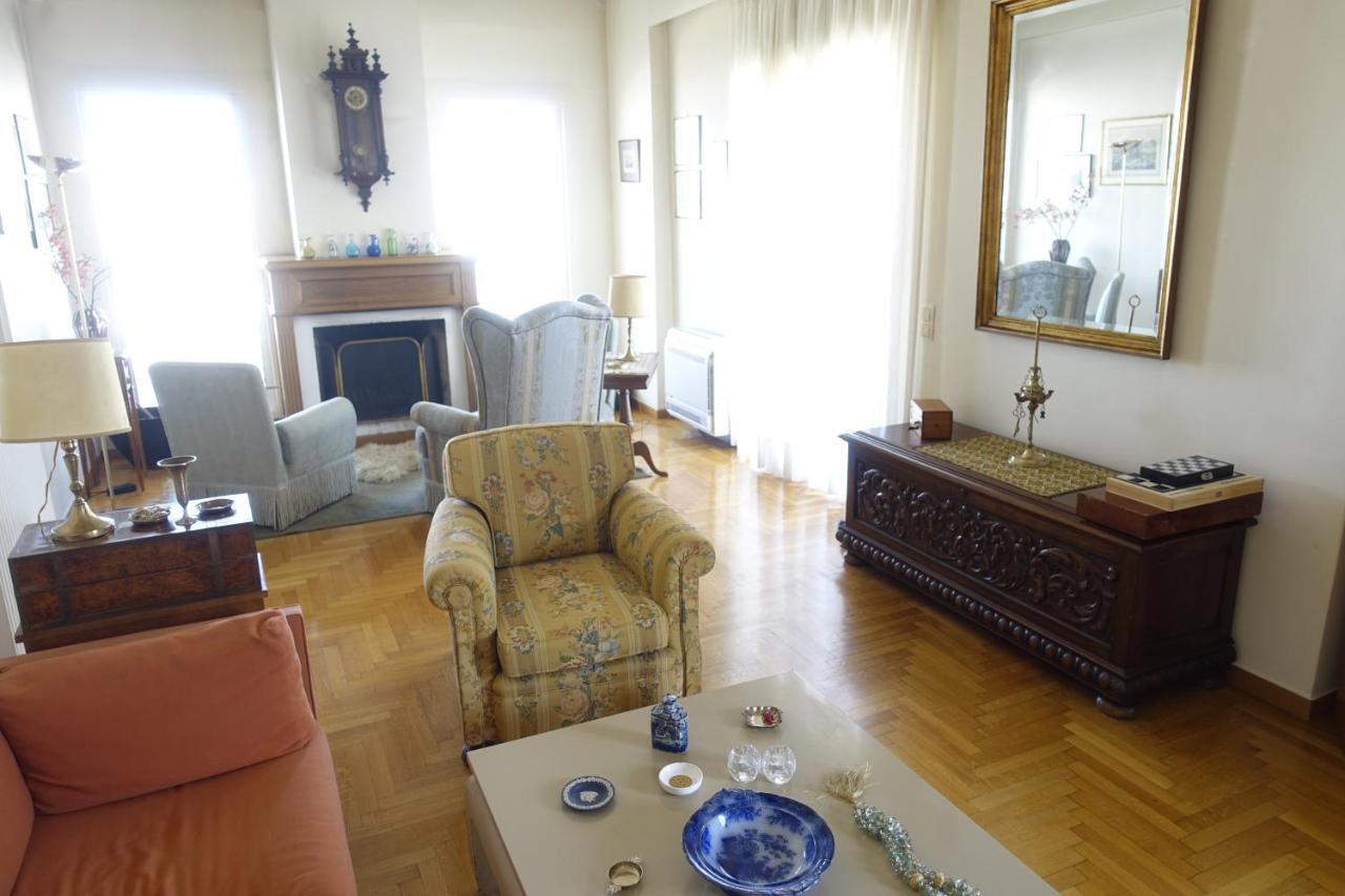 Eleni'S Home In Athens-Room Rental Bagian luar foto